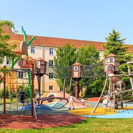 Explorers Marne-la-vallee 3*