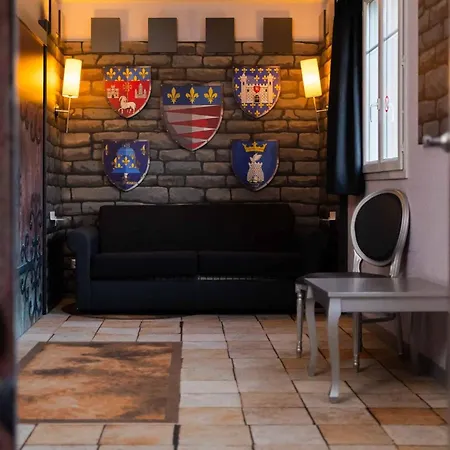 Hotel Explorers Marne-la-vallee 3*