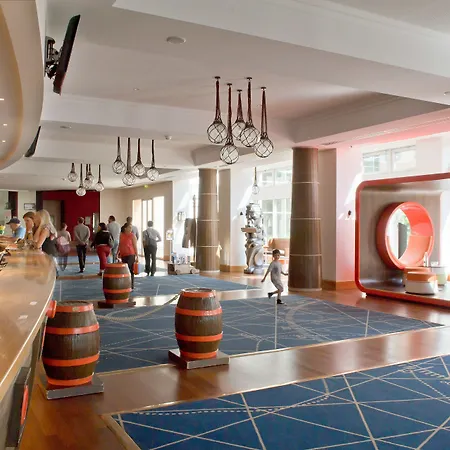 Explorers Marne-la-vallee ホテル マニー＝ル＝オングル