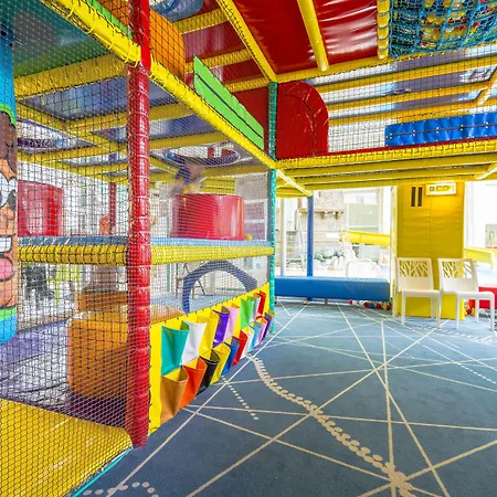 Explorers Marne-la-vallée Magny-le-Hongre