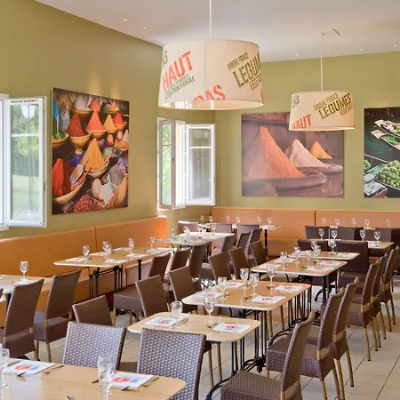 ホテル Explorers Marne-la-vallee マニー＝ル＝オングル