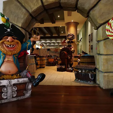 Explorers Marne-la-vallee ホテル 3*