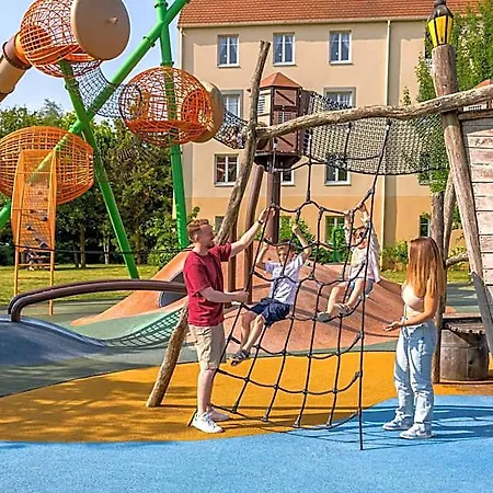 Explorers Marne-la-vallee Hotell