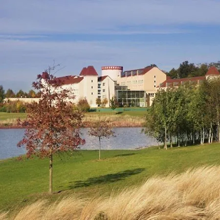 Explorers Marne-la-vallee ホテル 3*