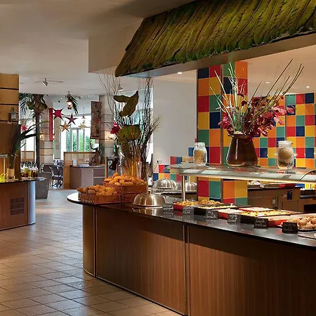Explorers Marne-la-vallee Hotel 3*