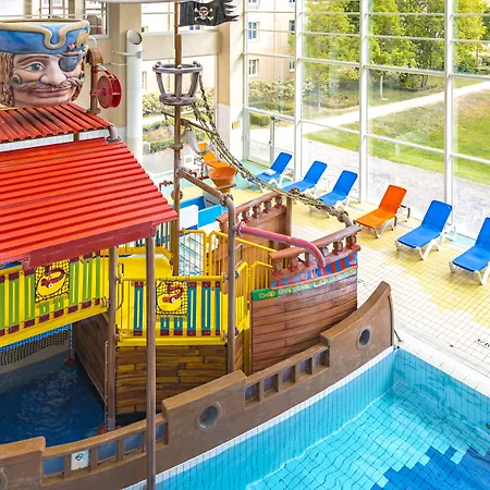 Explorers Marne-la-vallee Hotel 3*