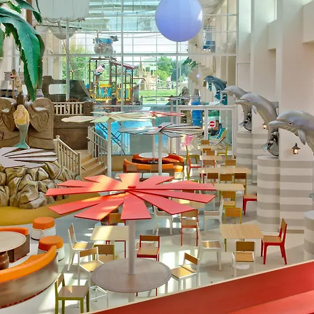 Explorers Marne-la-vallee Hotel